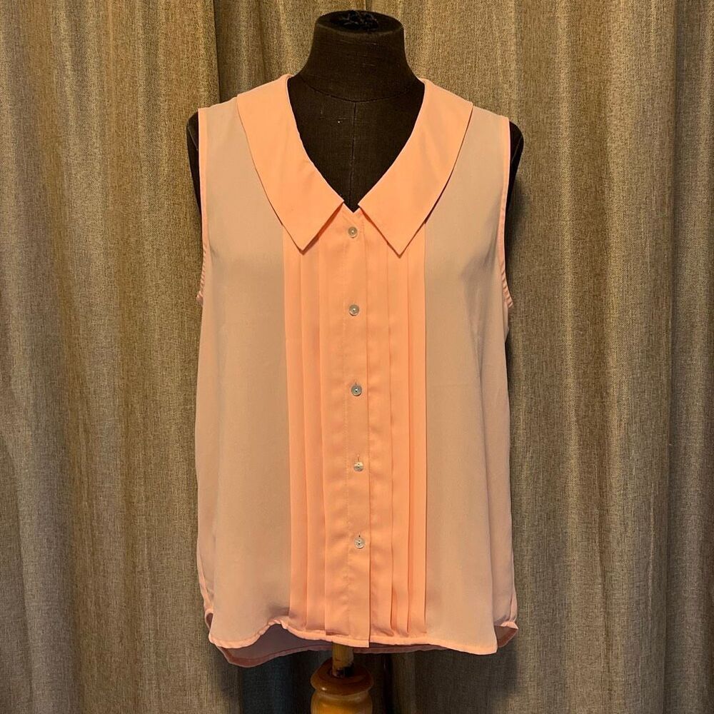 Forever 21 Women's Pink High Low Button Down Pleated Sleeveless Blouse